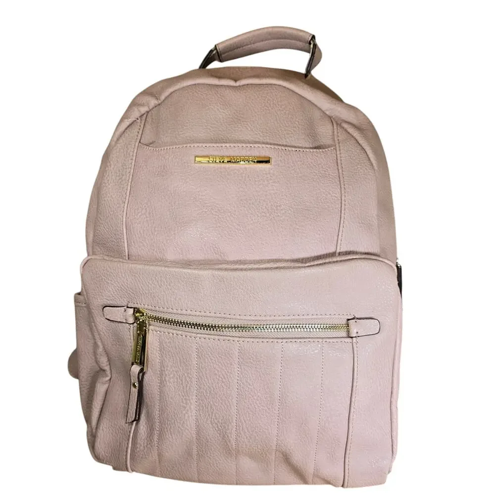 Steve Madden Pebbled Padded Fullsize Backpack 17x14x5. Gold Hardware.